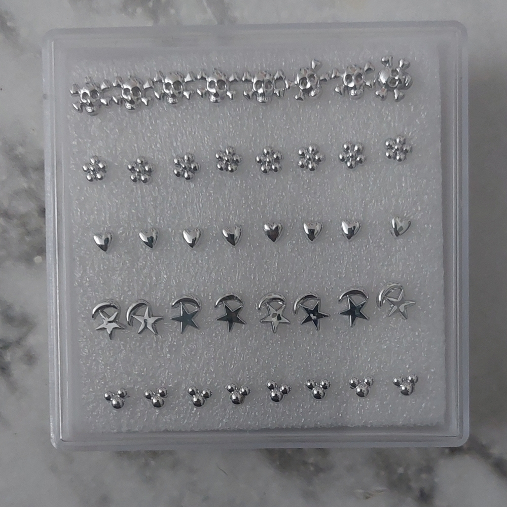 Silver Stud Earring Set